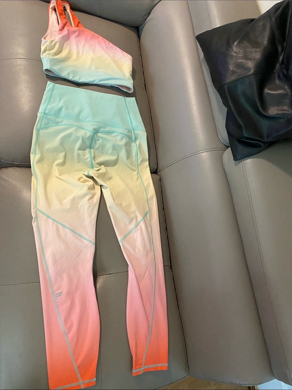 Fabletics PureLuxe Light Mint Active set